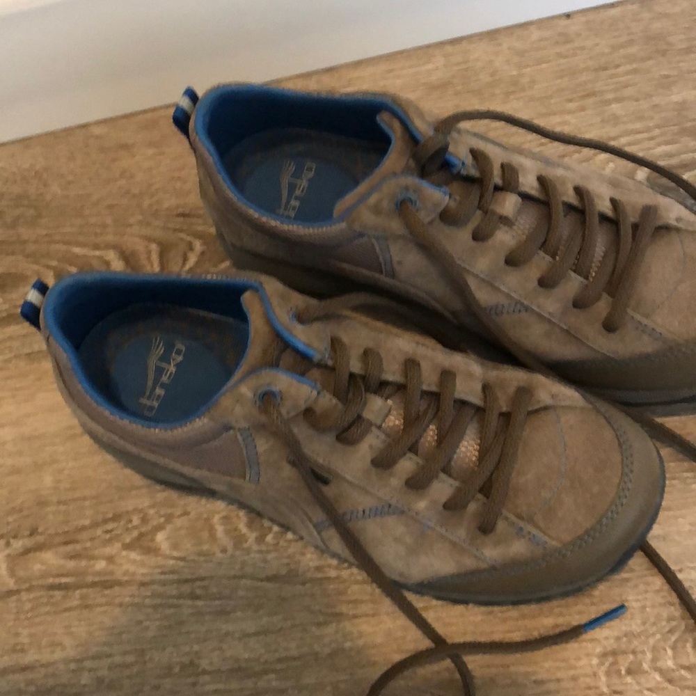 Dansko Paisley Waterproof Sneakers EU Size 38